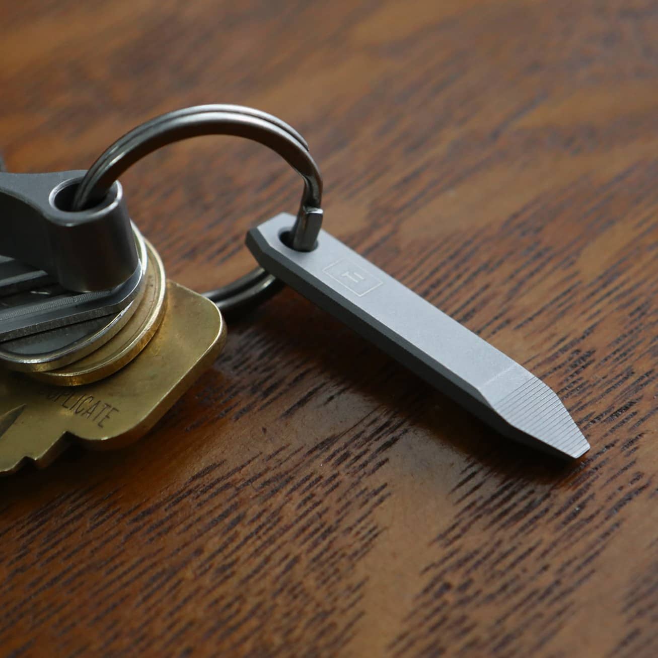 Mini Titanium Pry Bar - Image 4